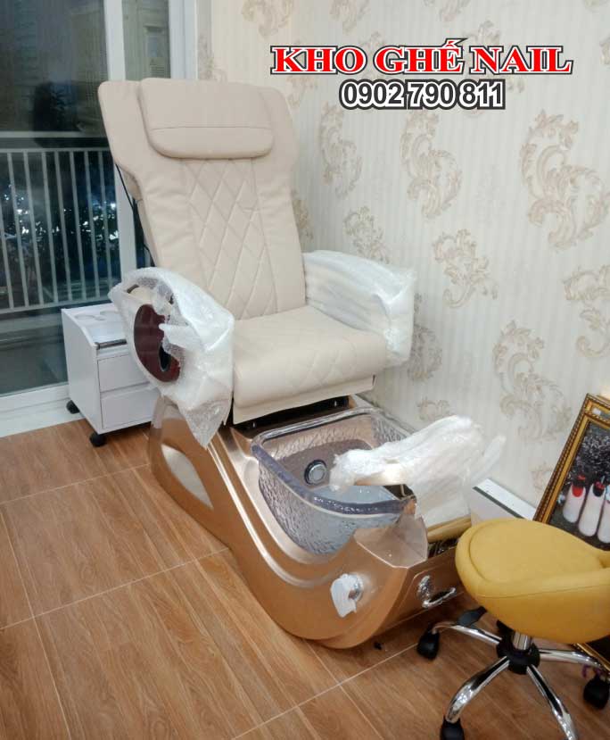 ghế nail pedicure màu kim loại