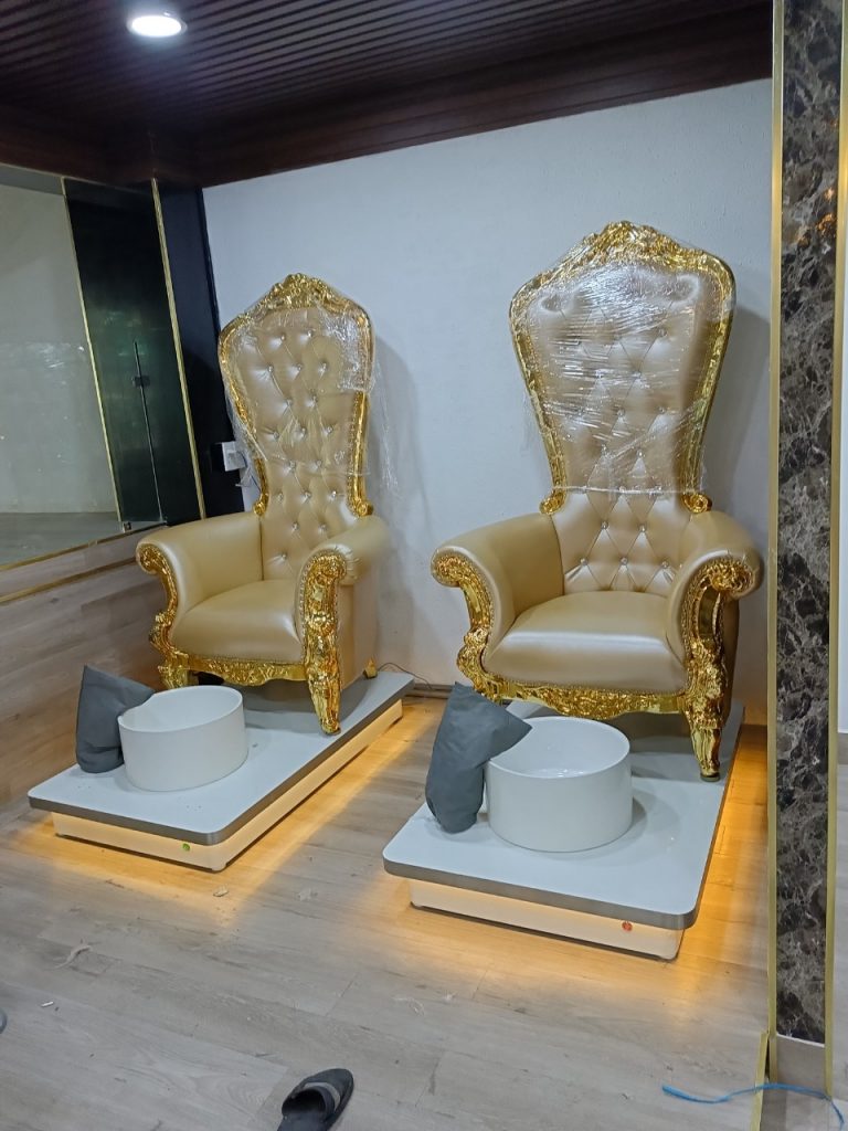 ghế nail tân cổ điển đẹp 